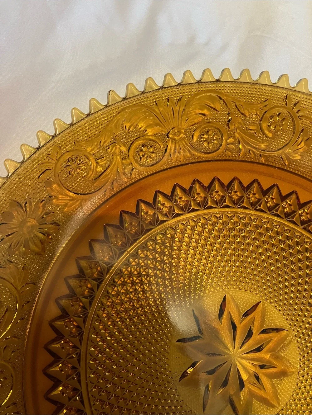 Amber Decorative Glass Serving Platter - Elegant Home Dining Centerpiece